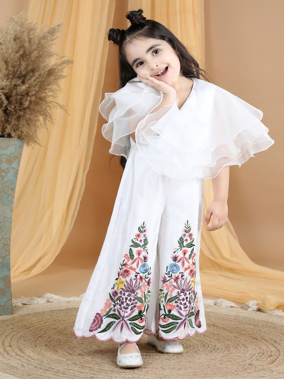 THE LITTLE CELEBS Girls Embroidered Basic Jumpsuit-picture-15