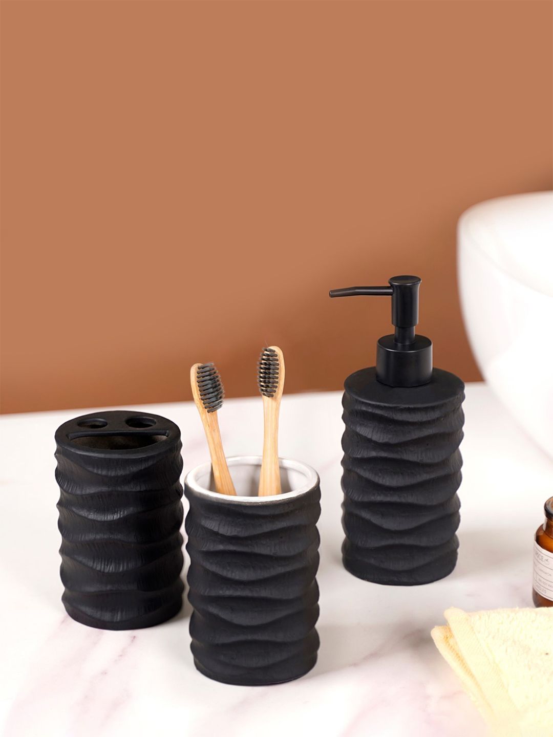 Nestasia Black 3 piece Textured Ceramic Bath Accessories Set-picture-41
