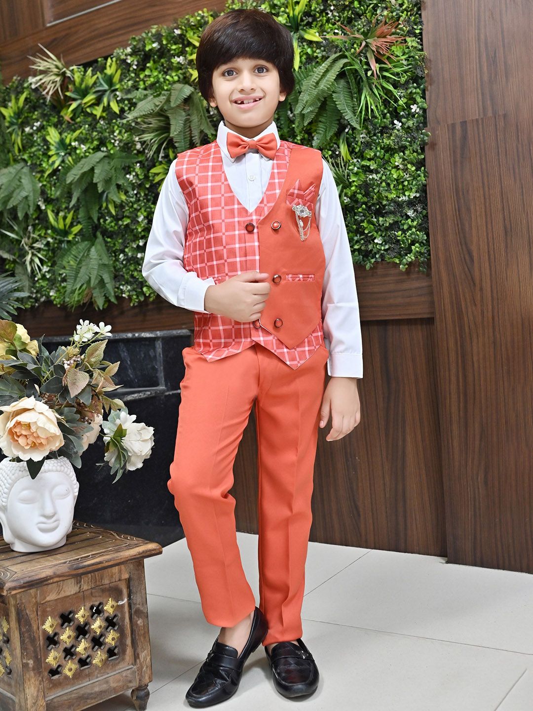 BT DEZINES Boys 3-Piece Double-Breasted Checked Suits-picture-37