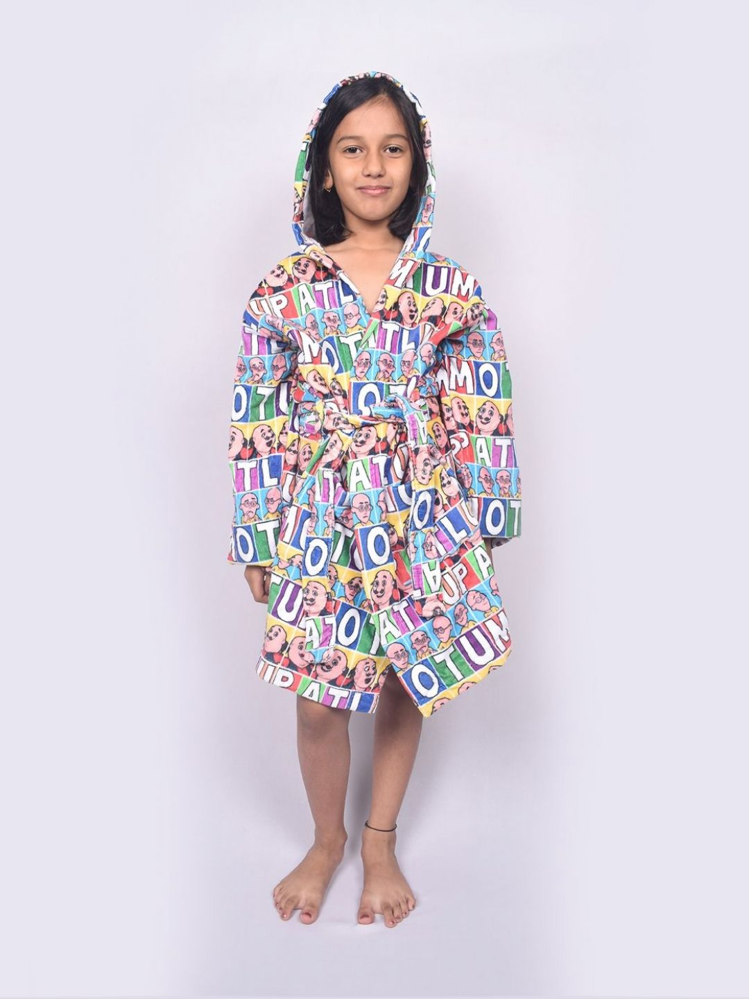 SPACES Girls Printed Pure Cotton 380 GSM Hooded Bath Robe With Belt-image-9