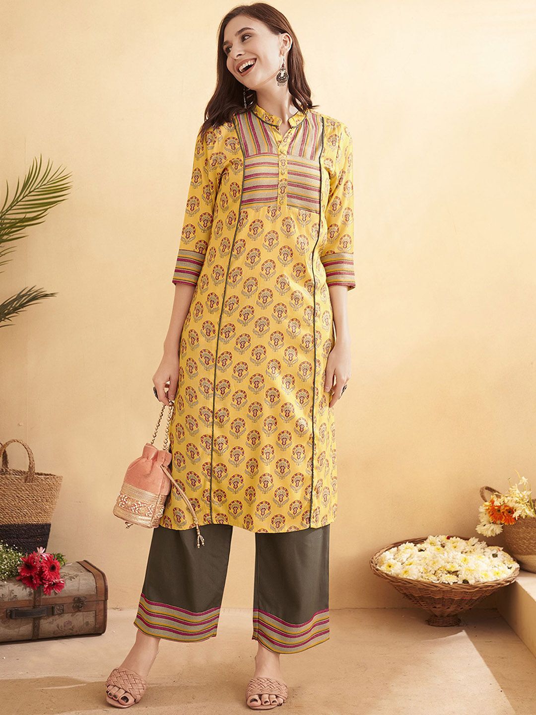 Anouk Women Floral Printed Empire Liva Kurta with Trousers-picture-13