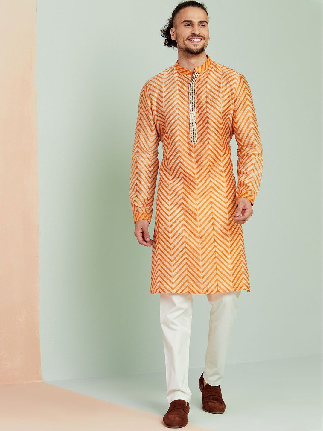 SEVENDC Geometric Thread Work Cotton Silk Straight Kurta-image-0