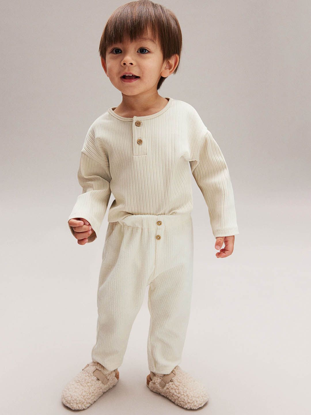H&M Infant Boys Ribbed Velour Trousers-picture-30