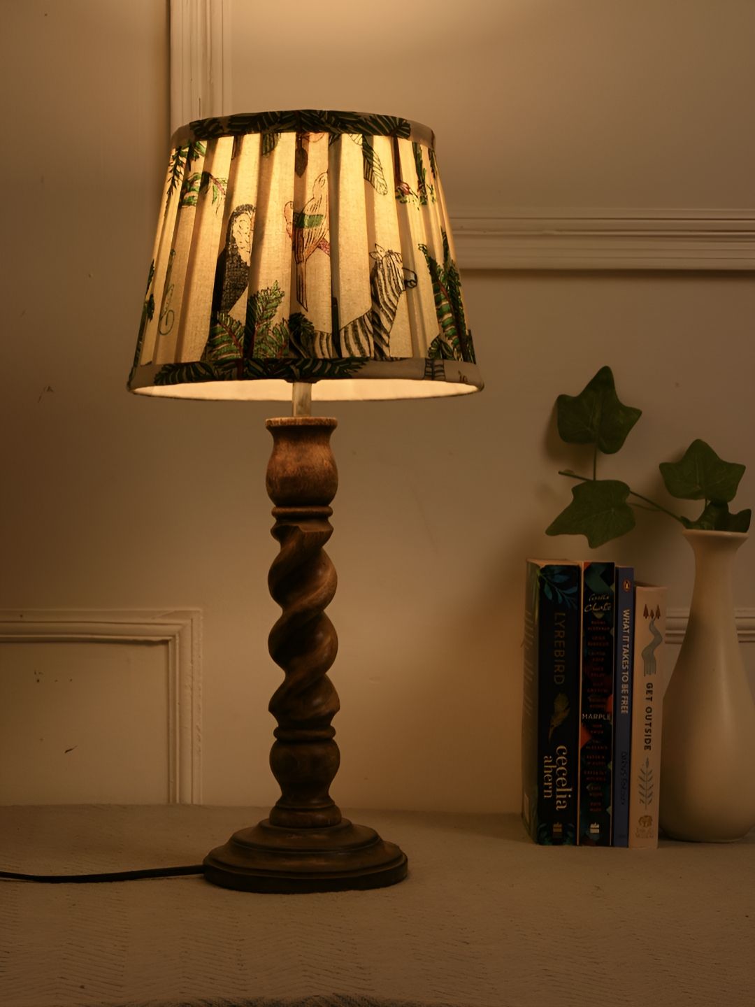 green girgit Brown Wood Bell Shaped Table Lamp-picture-28