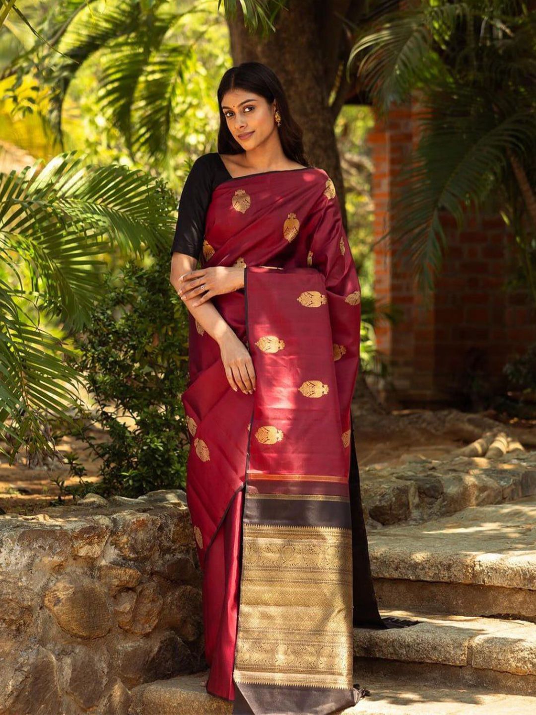 Kriyansh Woven Design Zari Kanjeevaram Saree-picture-31