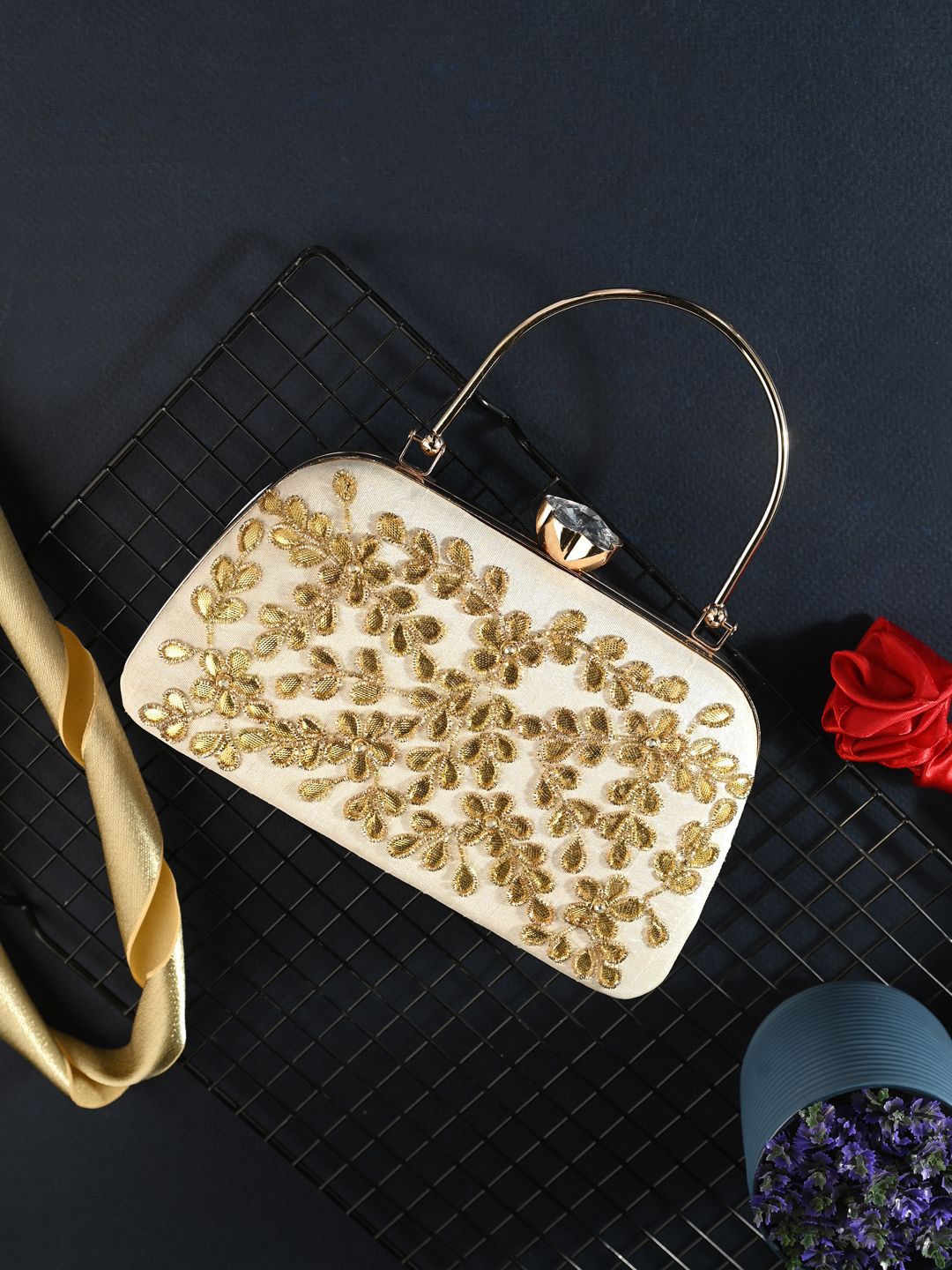 Toobacraft Embellished Box Clutch-picture-40