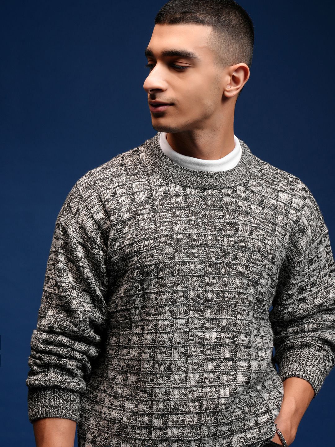 HIGHLANDER Men Round Neck Cable Knit Pullover-image-0