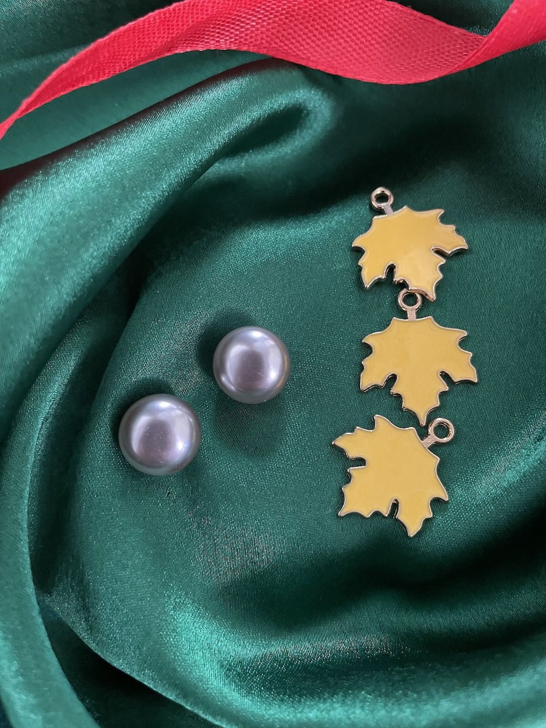 Digital Dress Room Classic Studs Earrings-picture-28