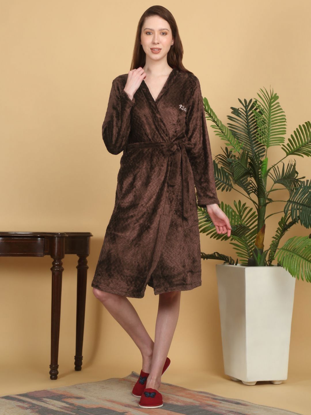 KLOTTHE Woollen Bath Robe With Belt-image-5