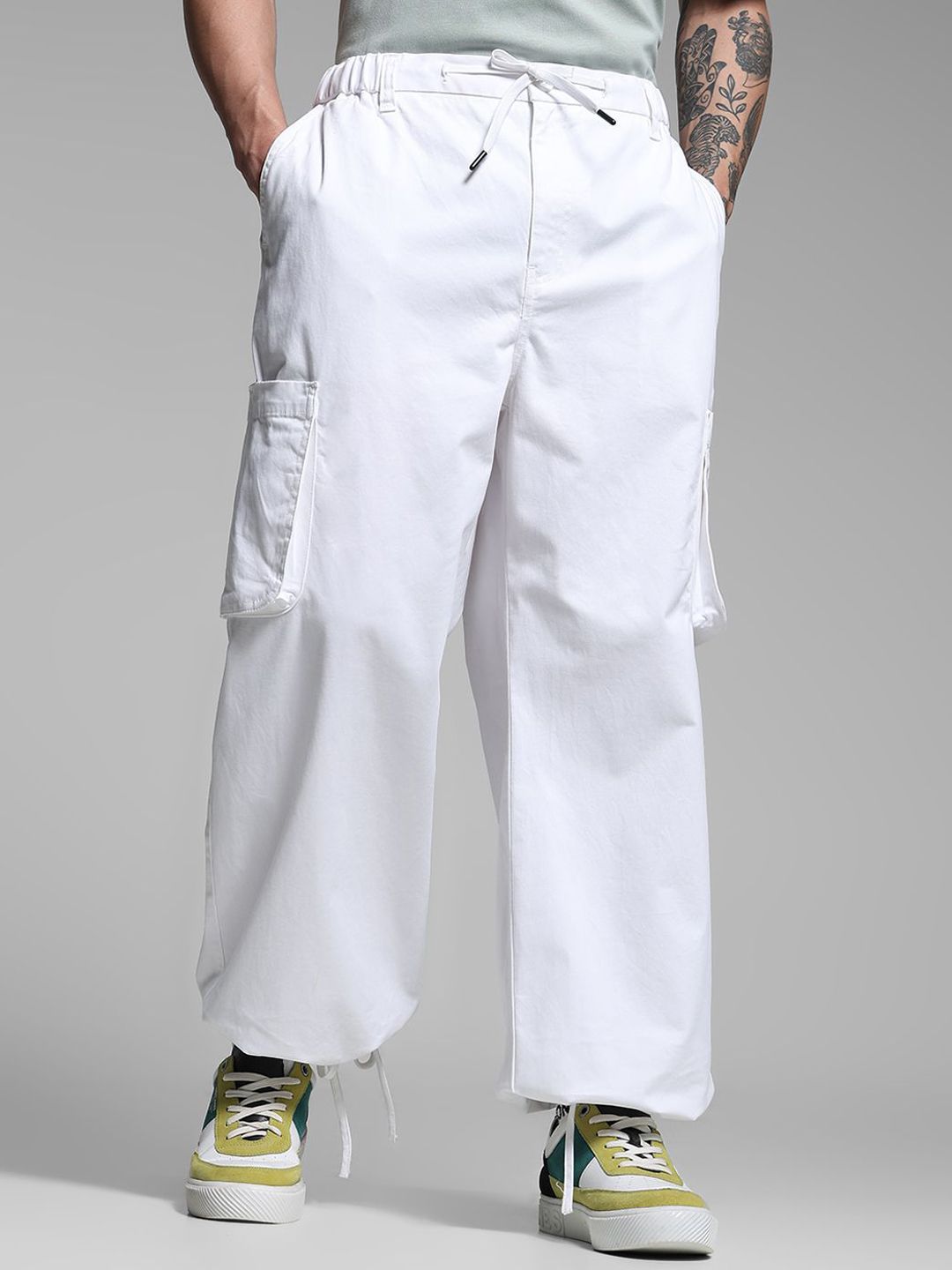 Jack & Jones Men Cotton Loose Fit High-Rise Cargos Trousers-picture-29