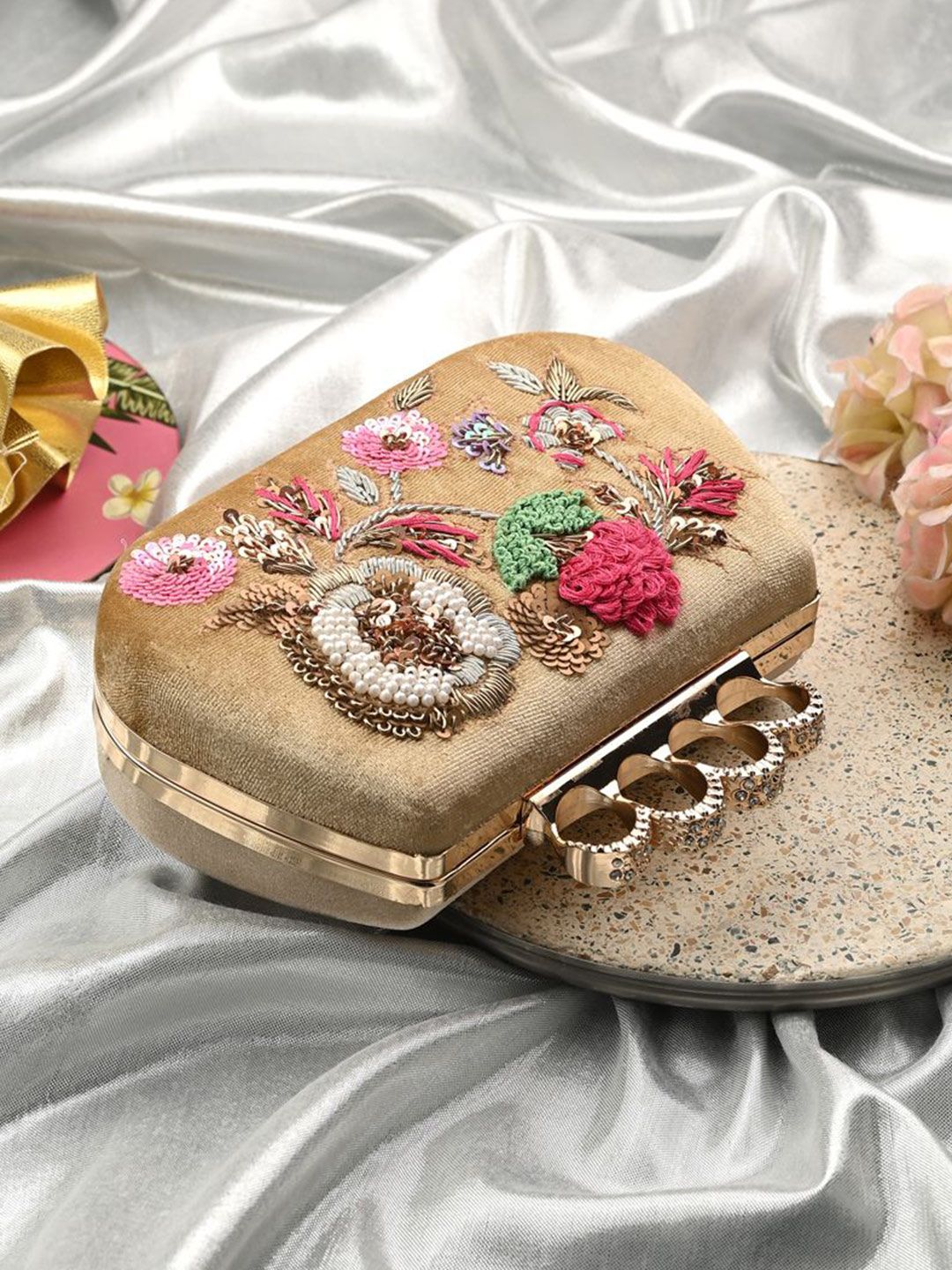 Anouk Embellished Box Clutch-picture-20
