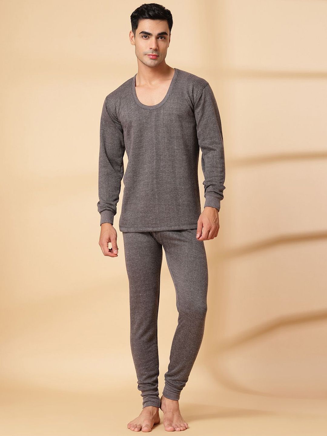UZARUS Men Roung Neck Thermal Long Sleeves T-shirt with Bottom Set-image-27
