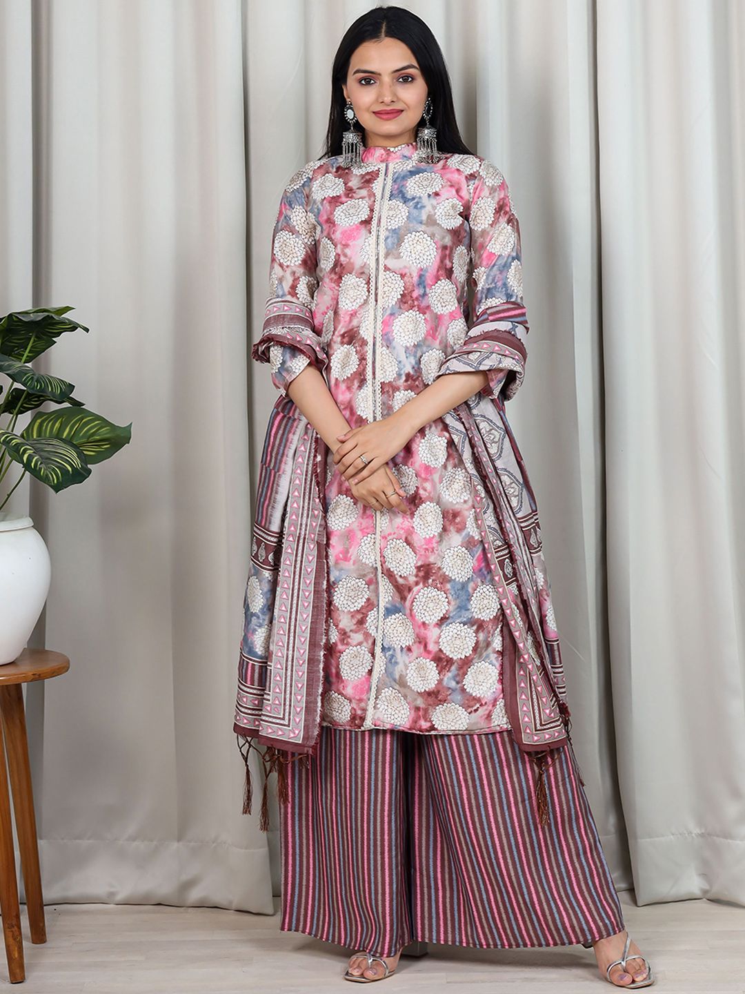 VIVARAA FASHION Women Floral Printed Regular Chanderi Cotton Kurti with Palazzos & With Dupatta-picture-14