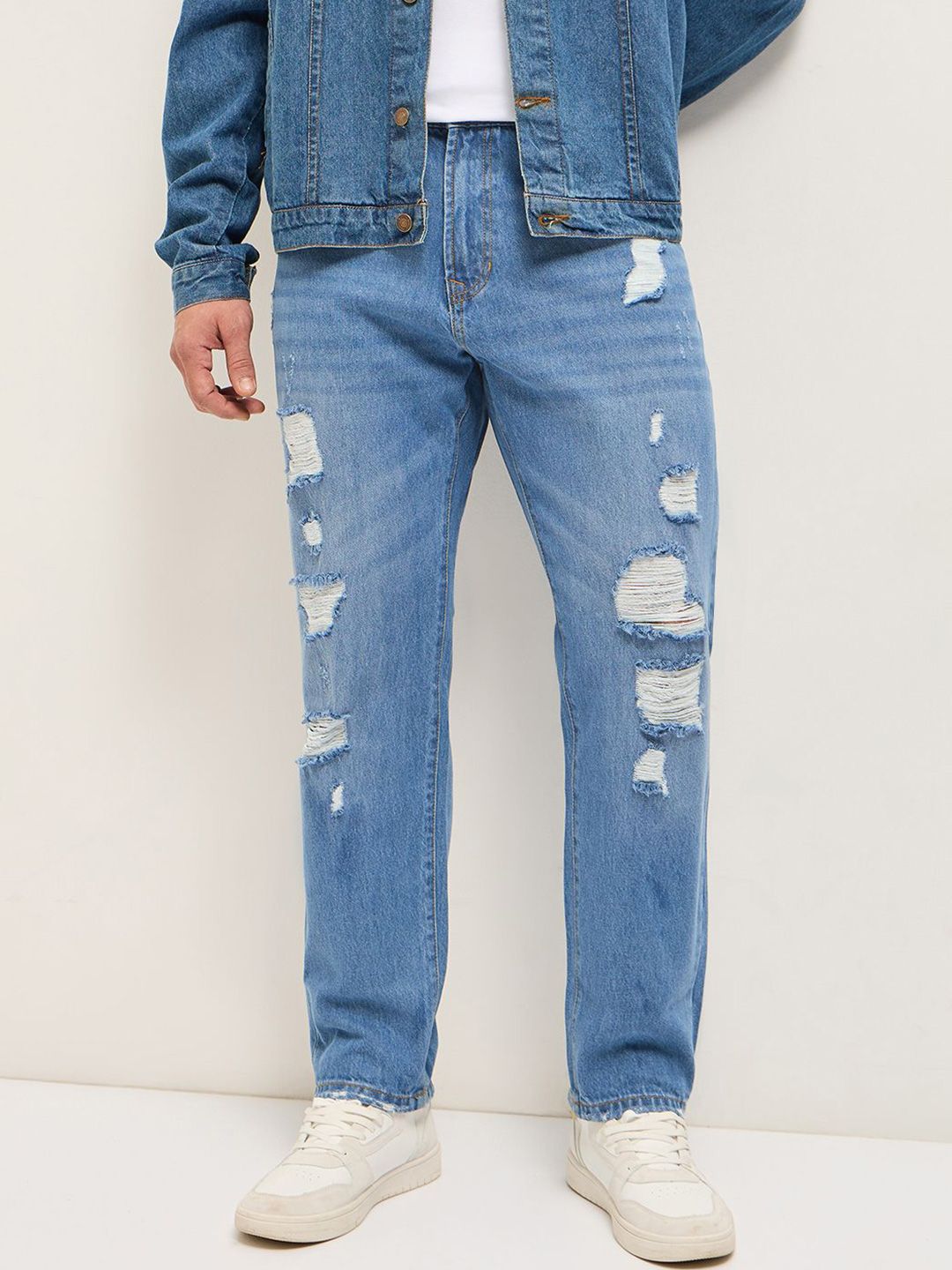 THE BEAR HOUSE Men Relaxed Fit Highly Distressed Light Fade Jeans-picture-29