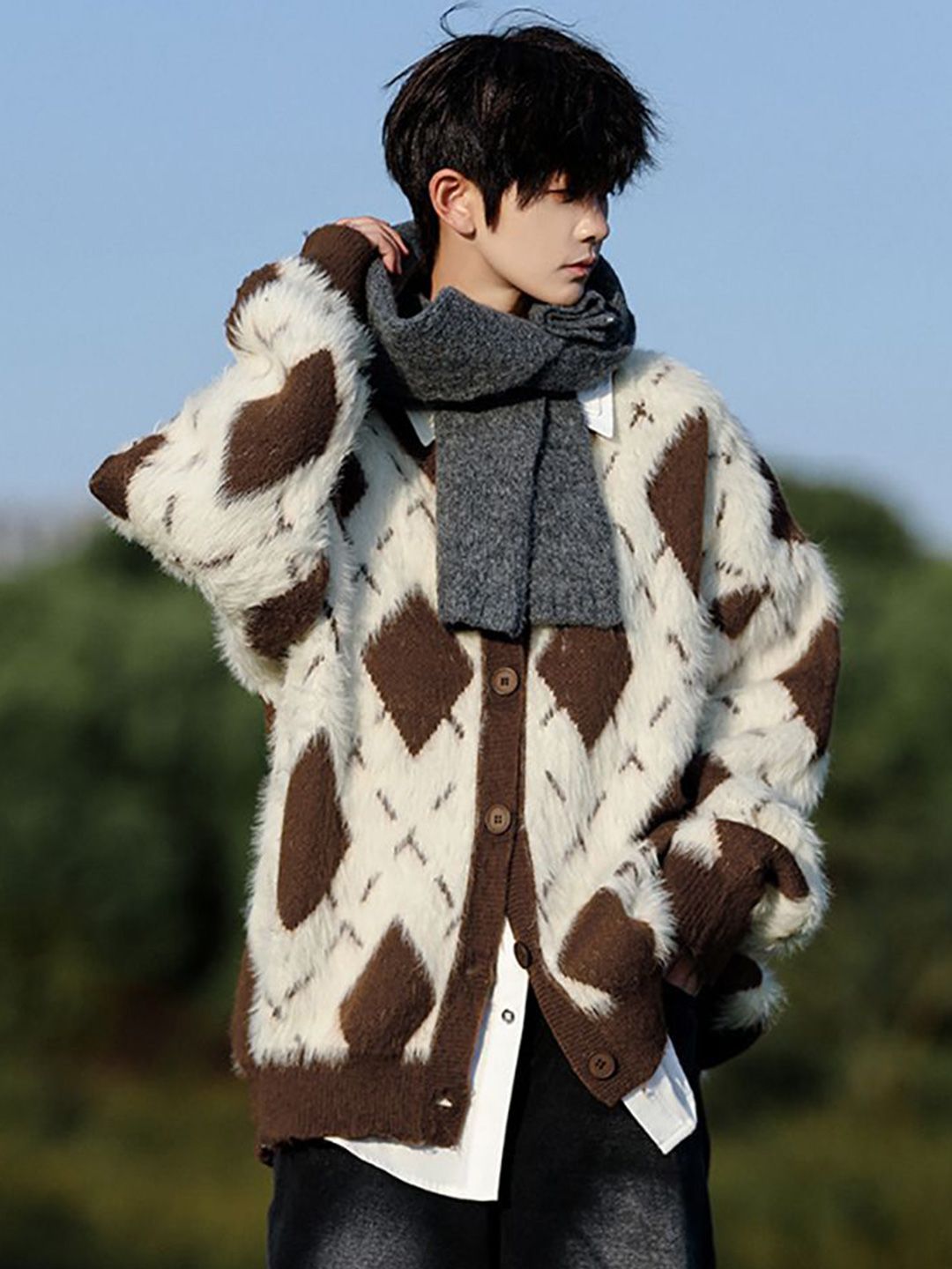 StyleCast x Revolte Men Longline Cardigan with Fuzzy Detail-picture-25