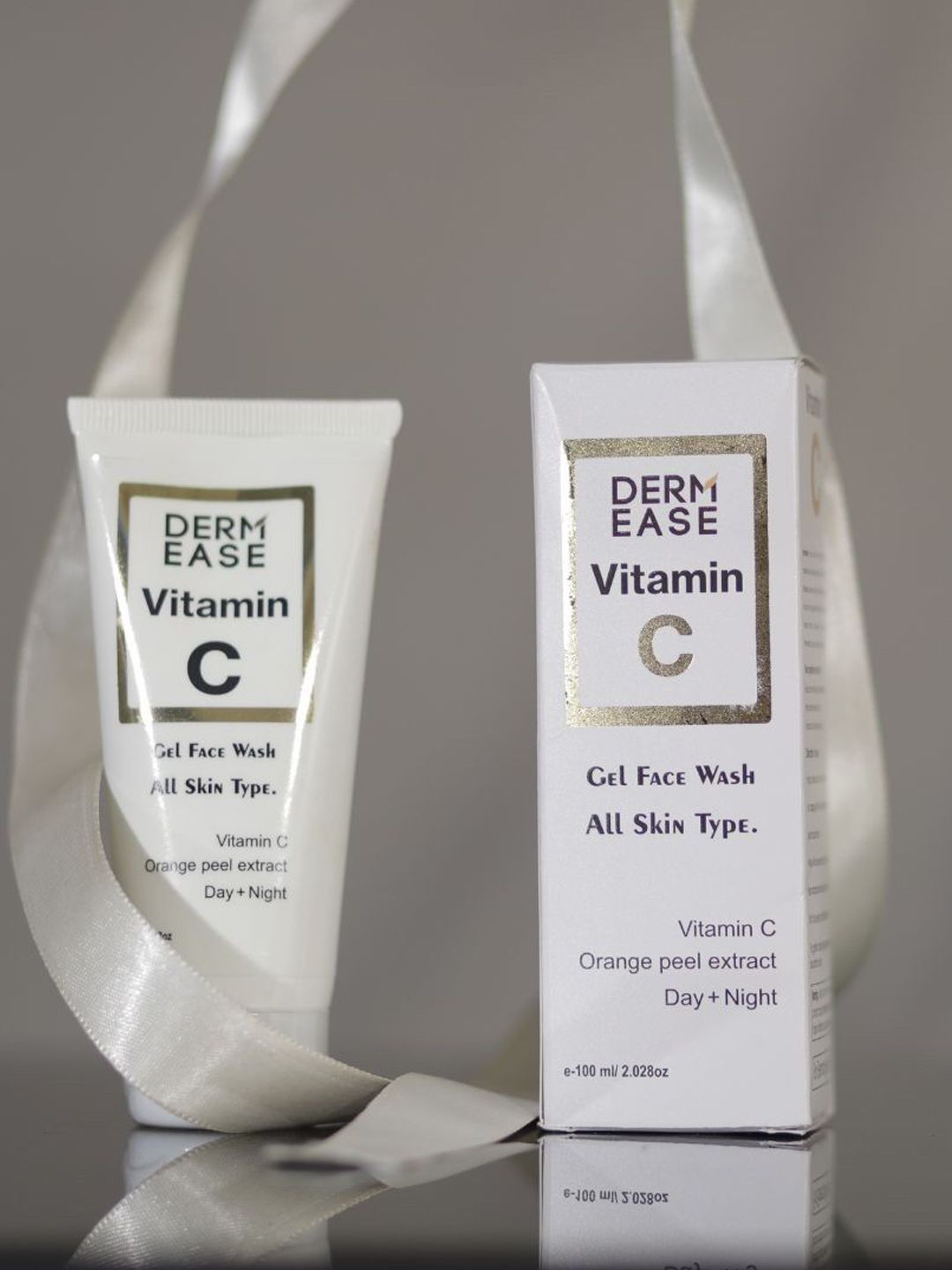 DERMEASE Vitamin-C Gel Face Wash- 100 ml-picture-36