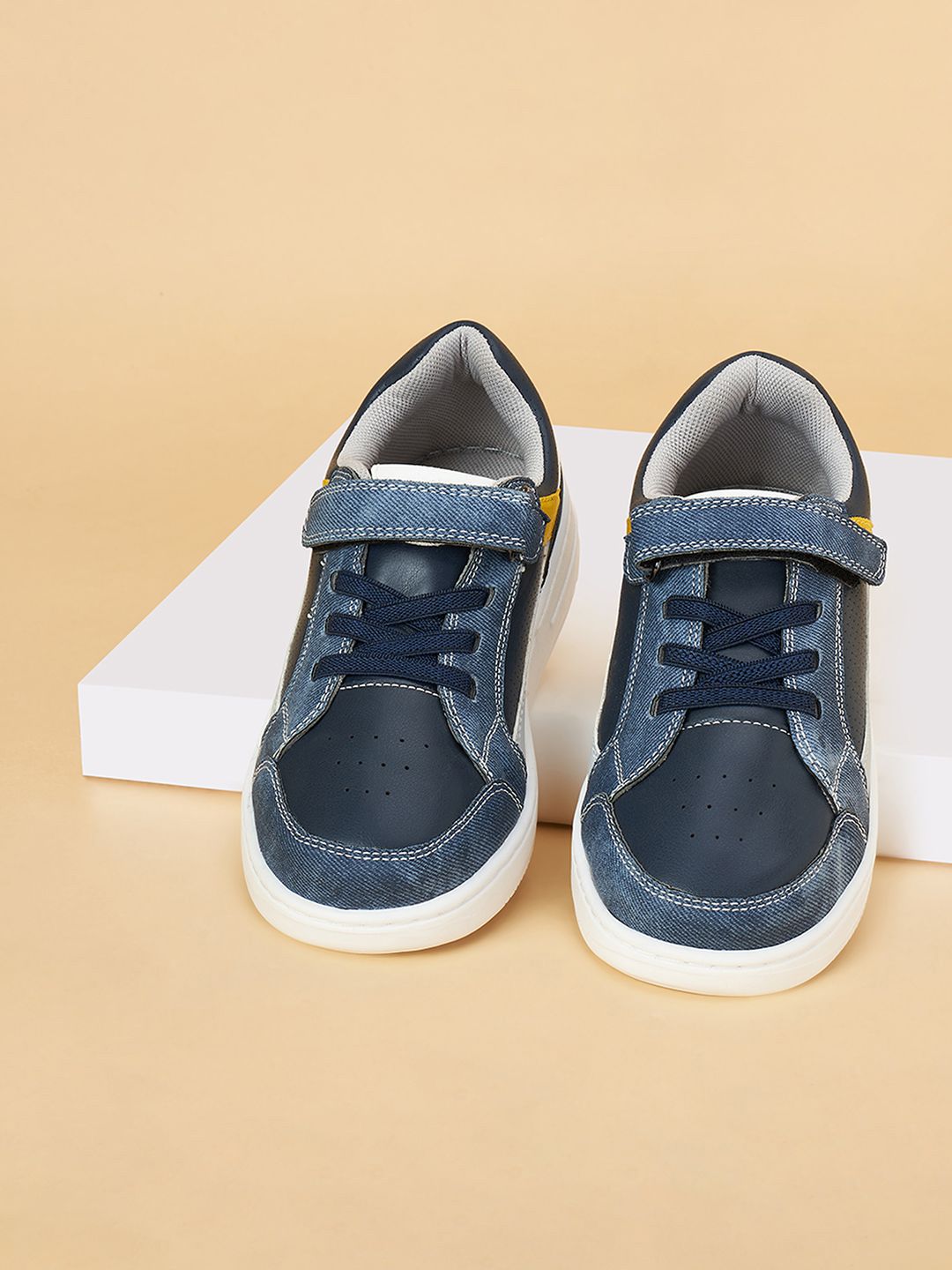 Pantaloons Junior Boys PU Sneakers-picture-47
