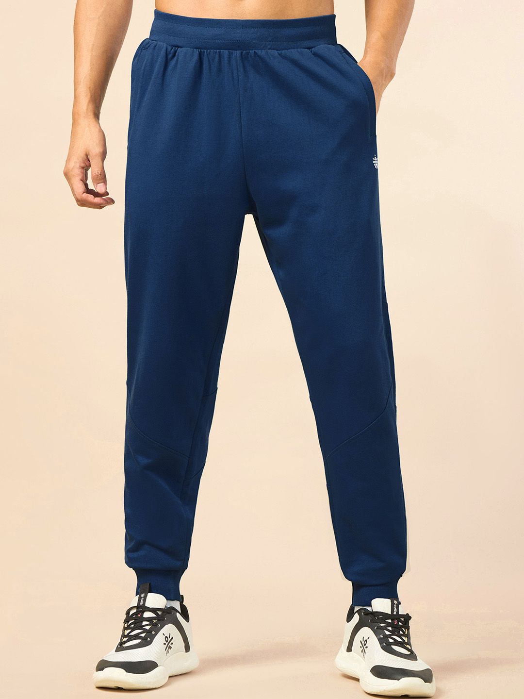 CULT Men Regular Fit Mid Rise Cotton Joggers-picture-34