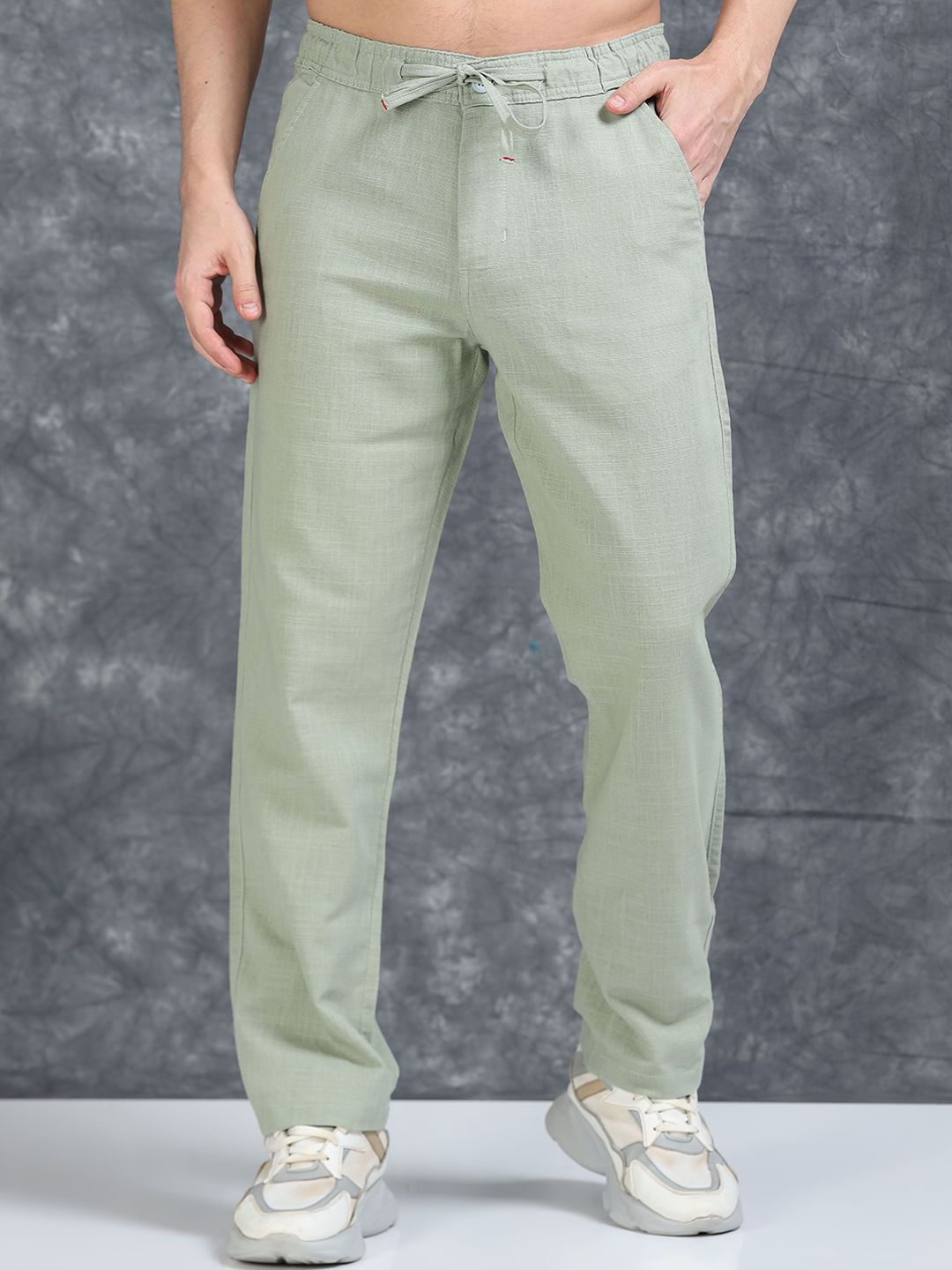 The Roadster Lifestyle Co Men Relaxed Fit Mid Rise Trousers-image-9
