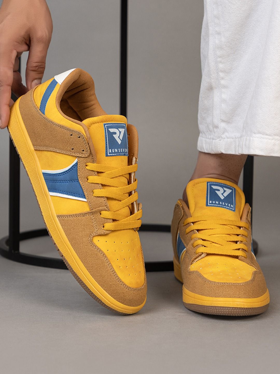 RUN SEVEN Men PU Sneakers-picture-14