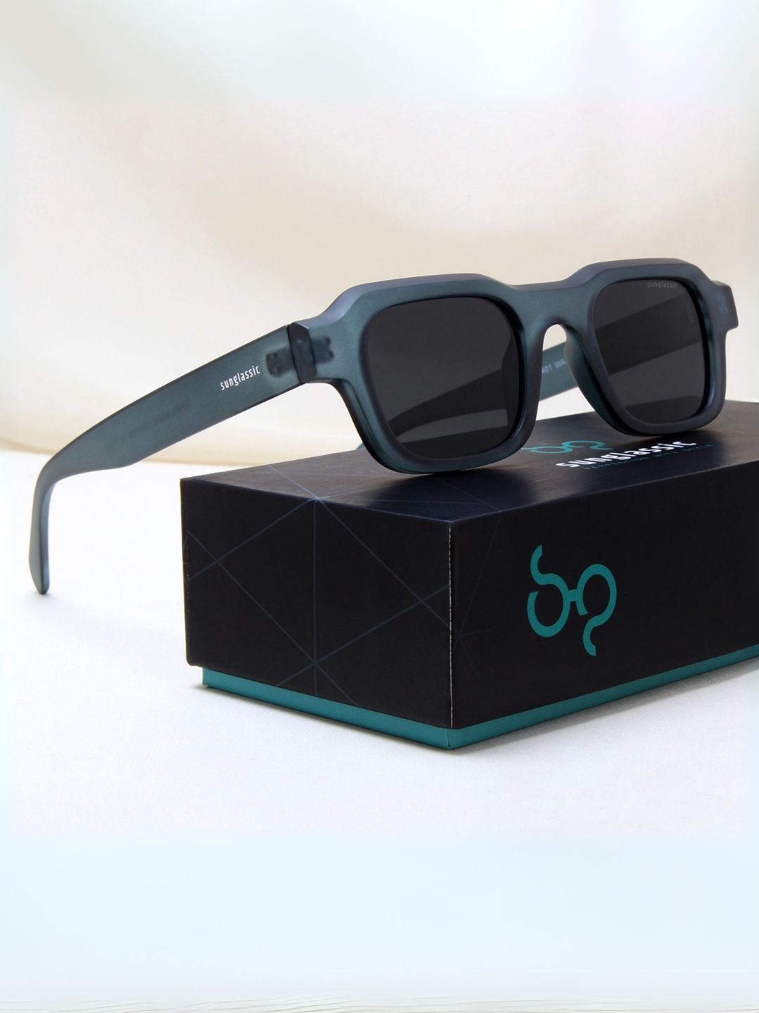 SUNGLASSIC Unisex Square Sunglasses with UV Protected Lens Walter-Teal-Black-image-38
