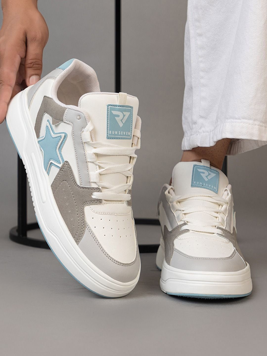 RUN SEVEN Men PU Sneakers-picture-13