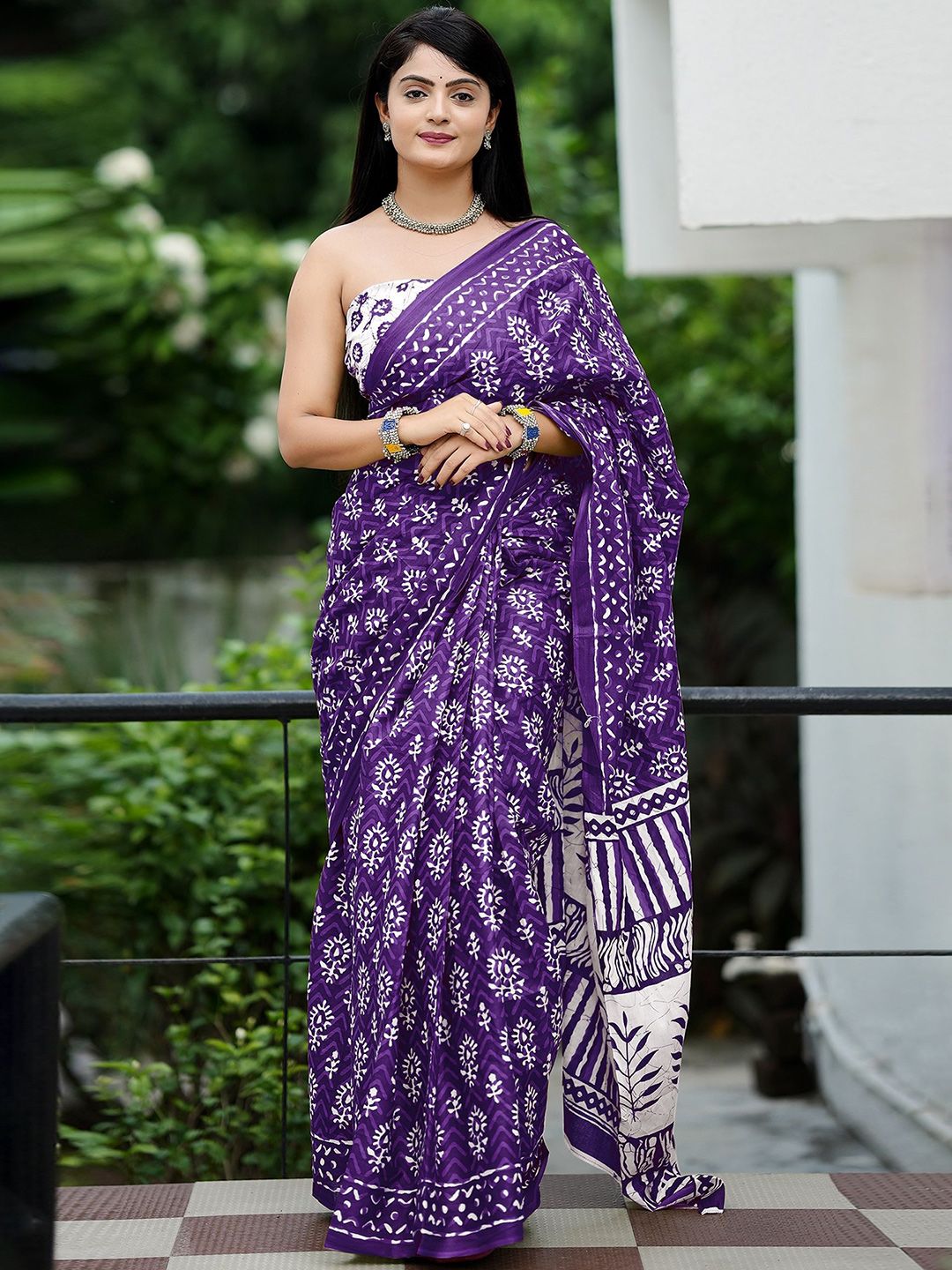 HERE&NOW Ethnic Motifs Printed Pure Cotton Saree-picture-18