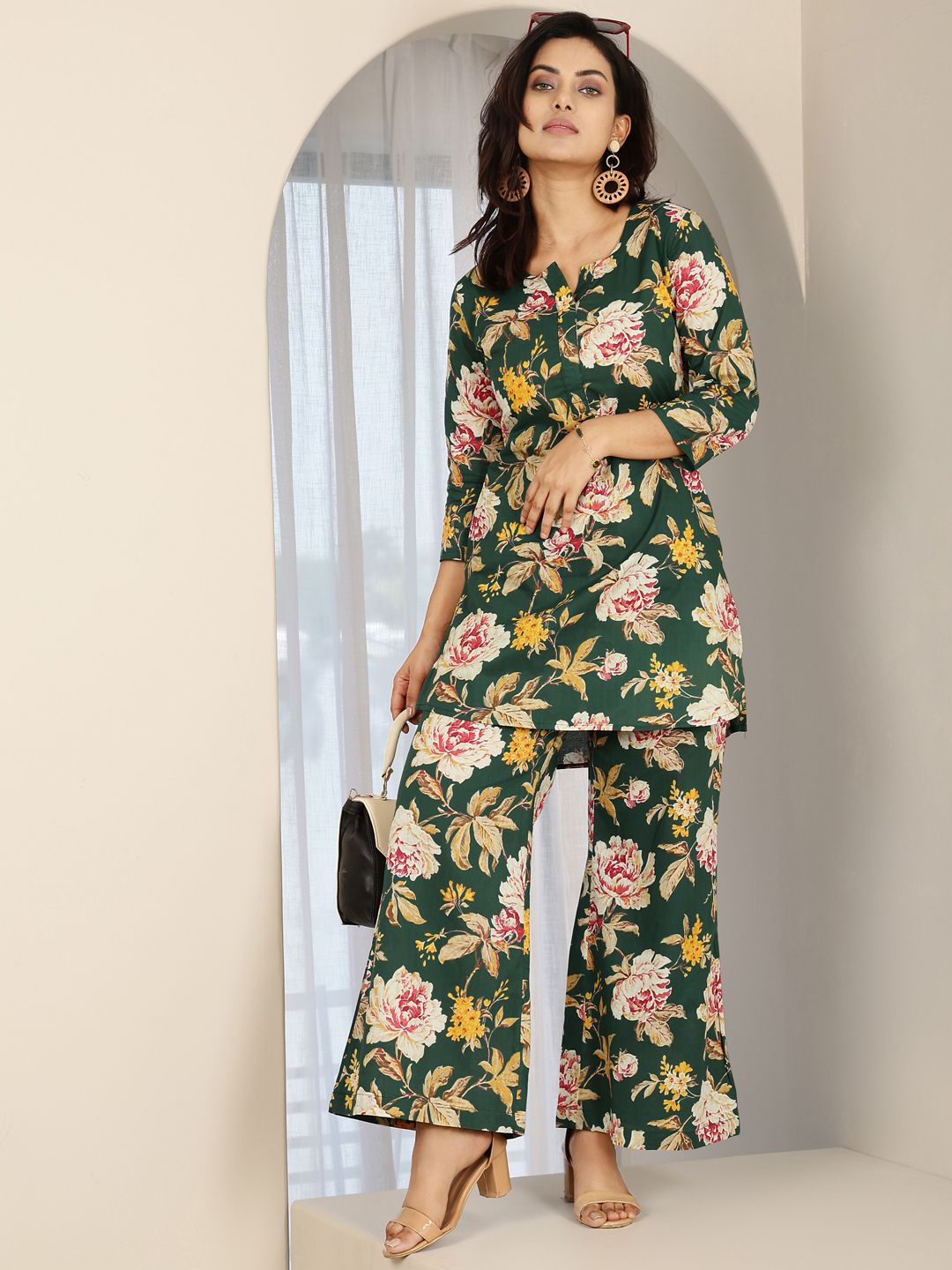 Girls Dyed Regular Pure Cotton Kurta with Palazzos