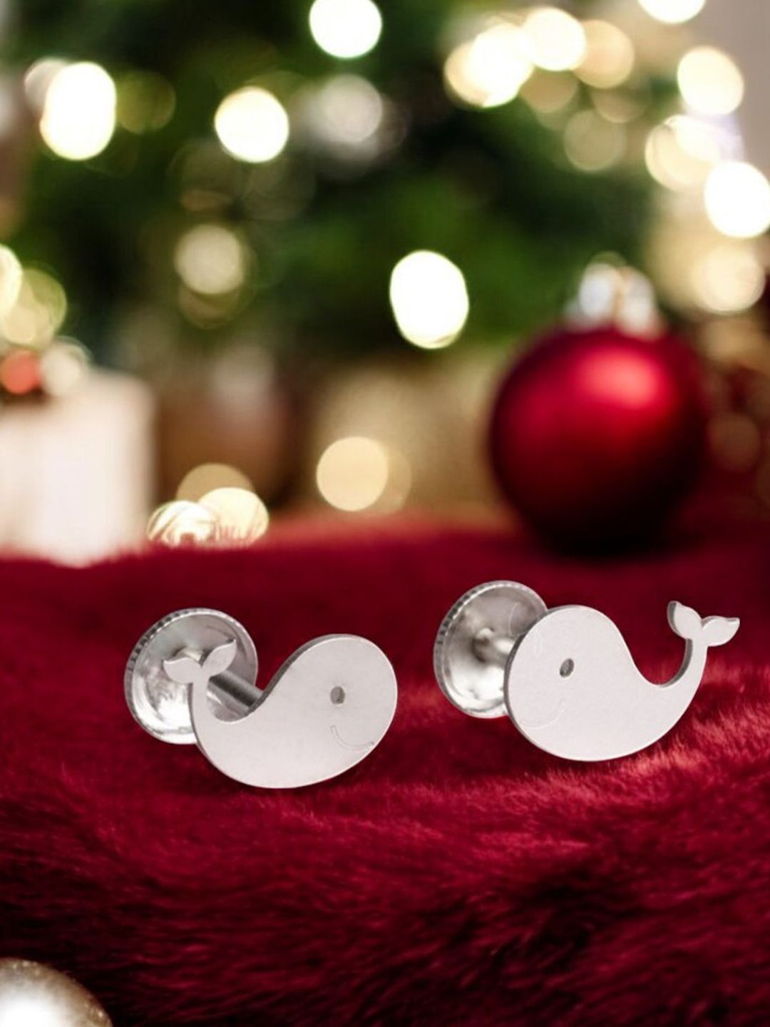 Goldnera Contemporary Studs Earrings-picture-27