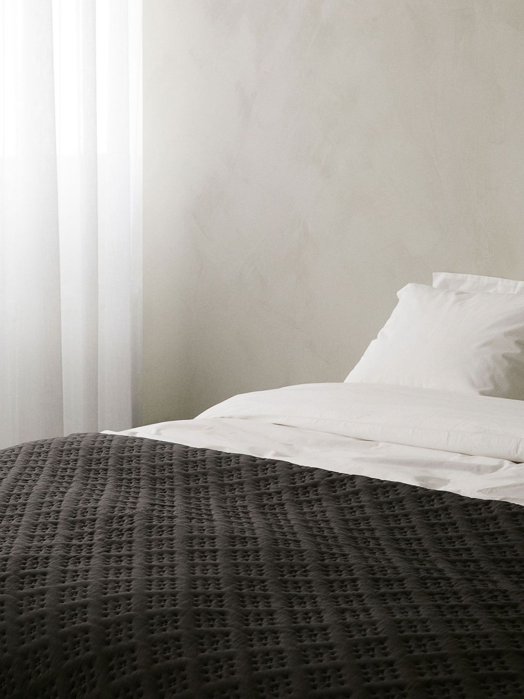 H&M Grey Quilted Bedspread-picture-14