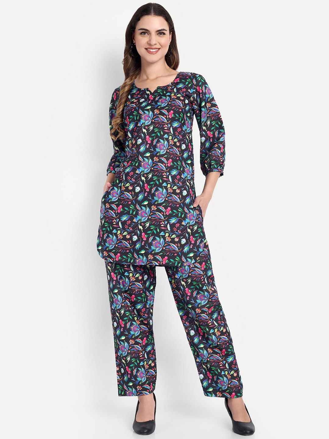 TILISM Floral Printed Round Neck Three-Quarter Sleeves Pure Cotton Top With Trouser