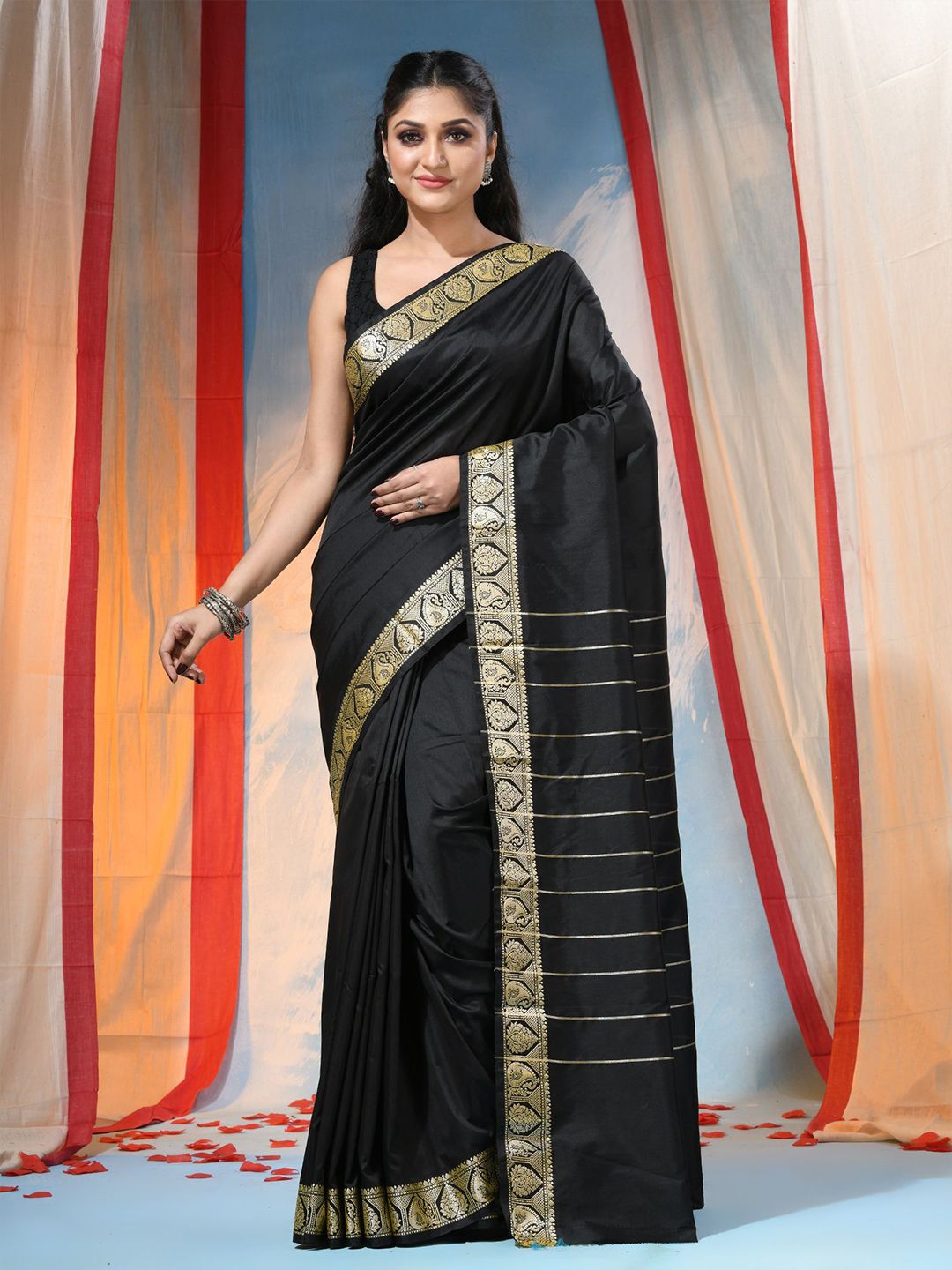 DESH BIDESH Ethnic Motifs Zari Silk Blend Saree-picture-36