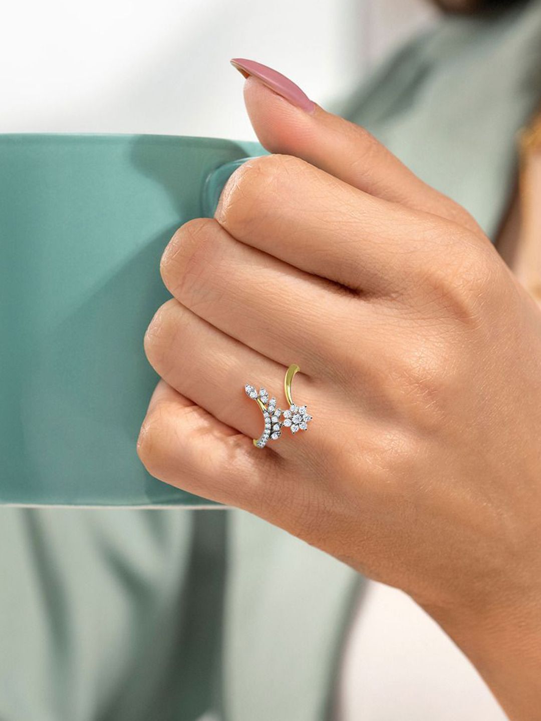 KISNA DIAMOND AND GOLD JEWELLERY 18KT Finger Ring Diamond