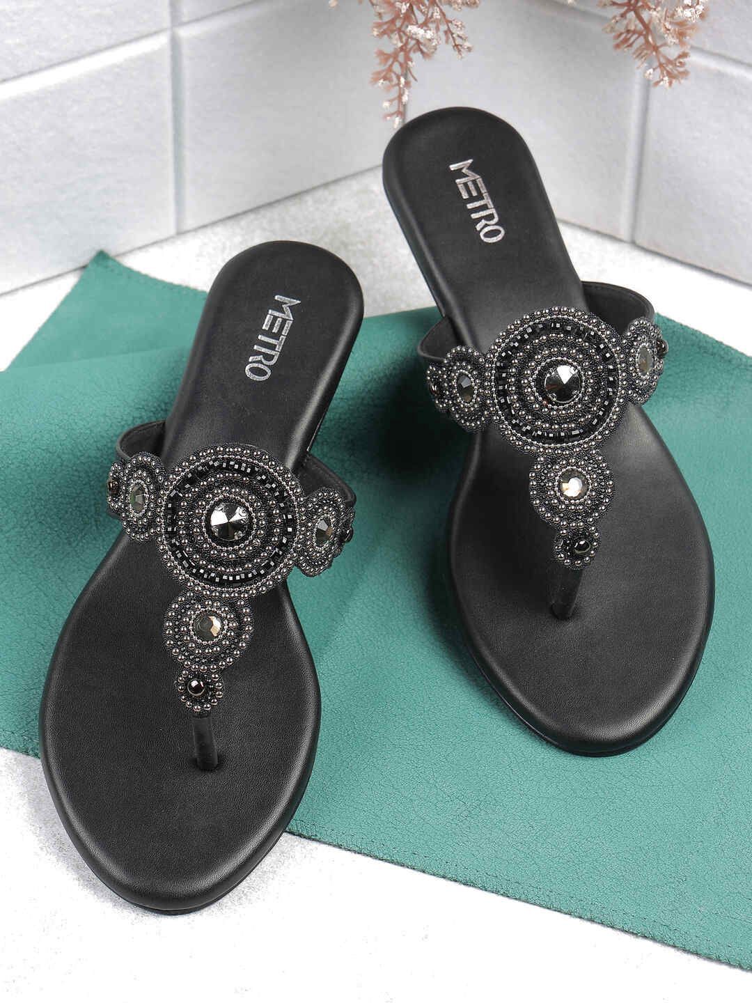 Metro Women Embellished Flatform Heel-picture-37