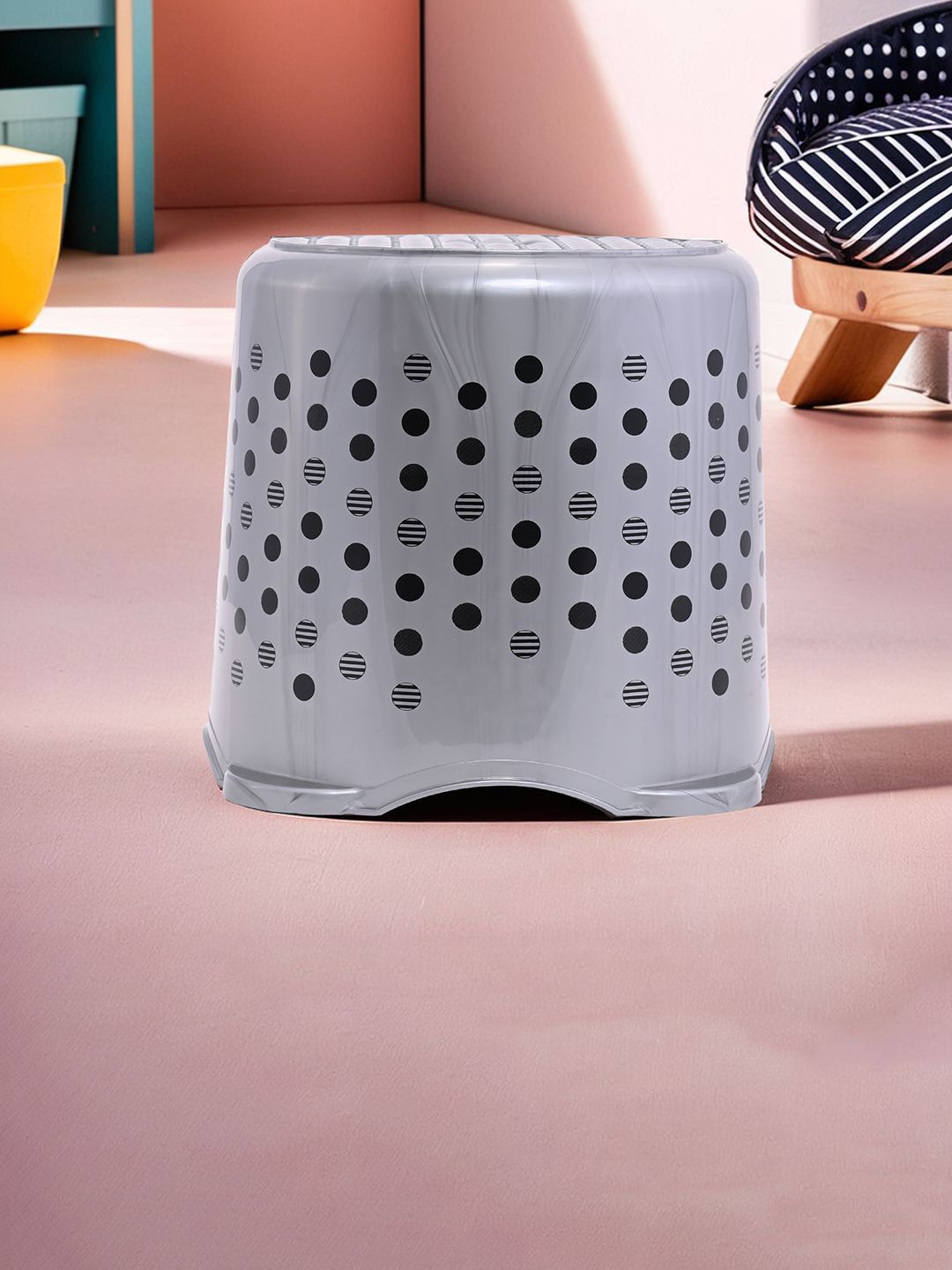 Kuber Industries Grey & Black Printed Round Stool
