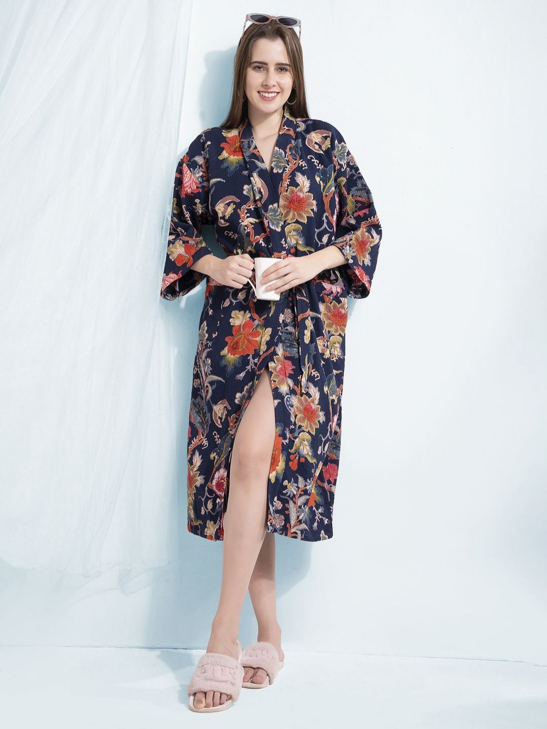 HotGown Blue & Red Pure Cotton Printed Bath Robe-picture-17
