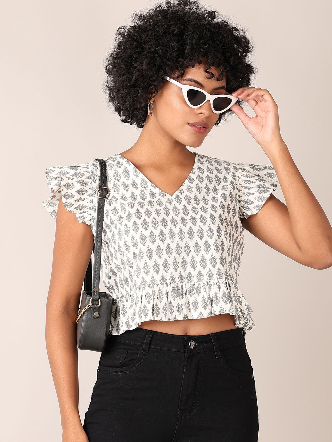 V-Mart Women Ethnic Motifs Printed V-Neck Cotton Top-image-17