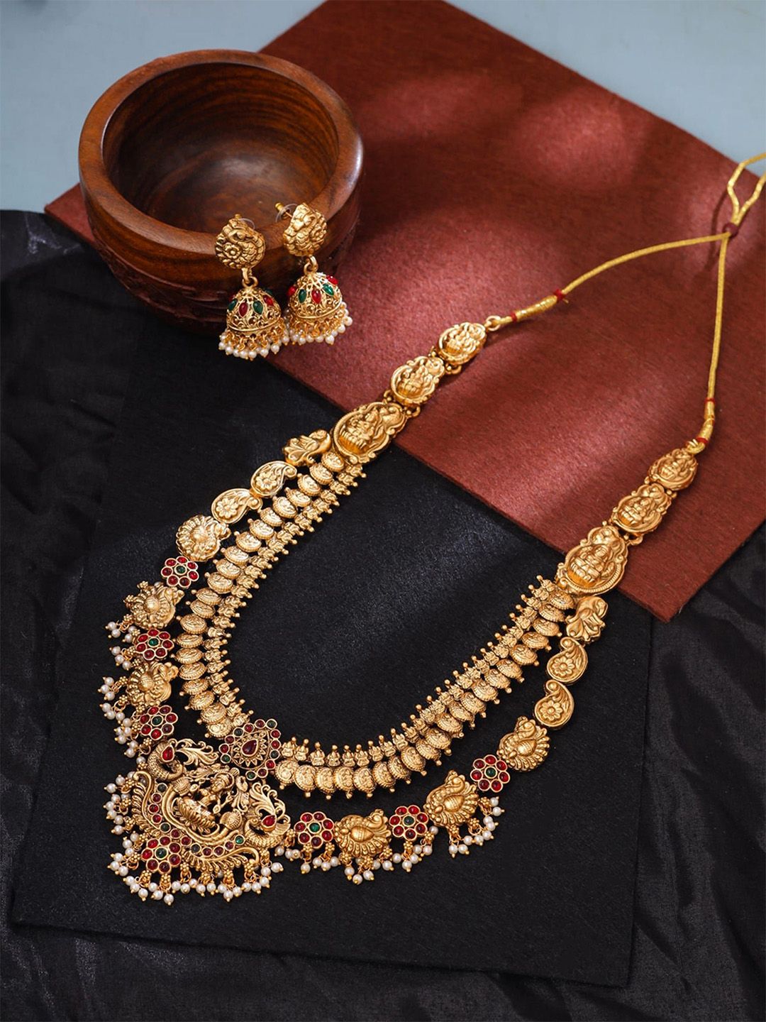 Yellow Chimes Gold-Plated Stone-Studded & Beaded Jewellery Set-picture-29