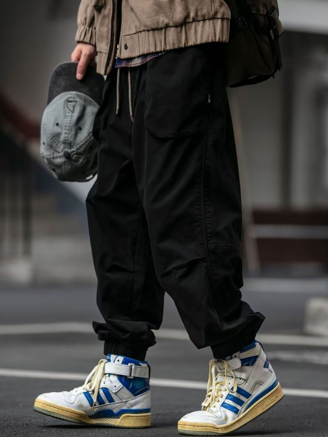 StyleCast x Revolte Men Easy Wash Pleated Cargo Trouser-image-30