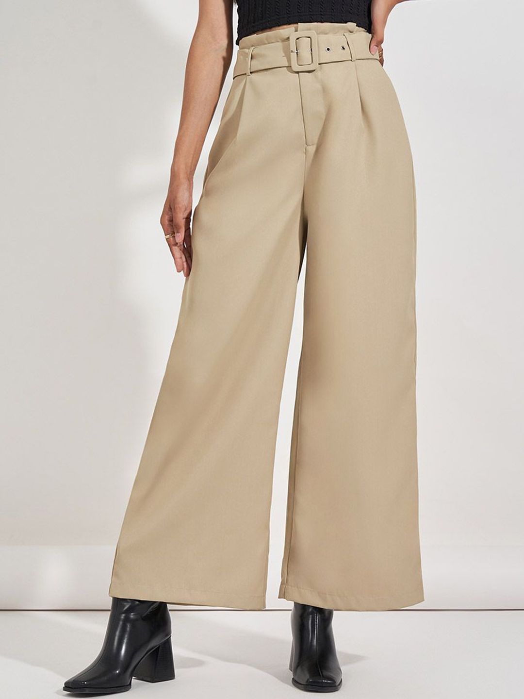 Styli Women Solid High Rise Wide Leg Belted Twill Pants-picture-36