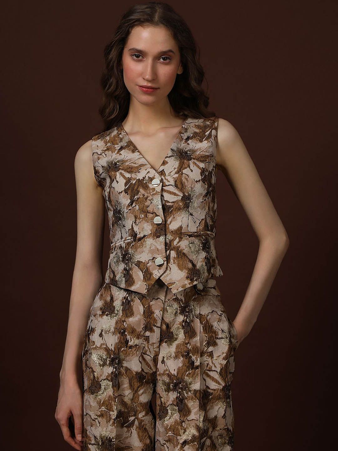 Vero Moda Floral Woven Design Waistcoat-picture-39
