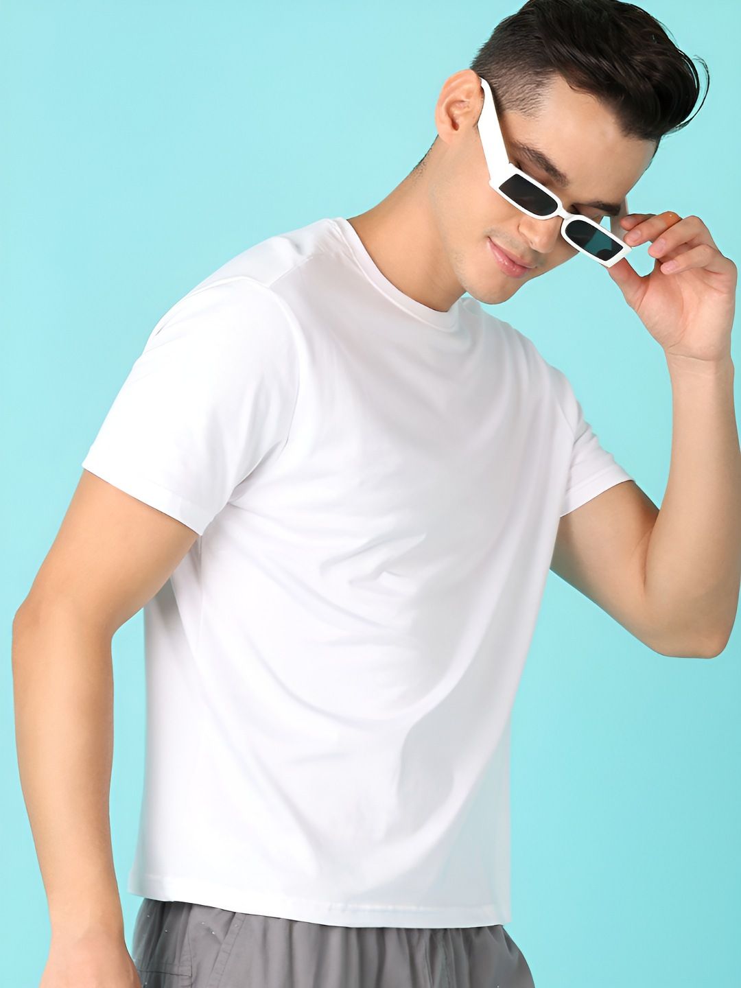 V-Mart Men Solid Round Neck Cotton T-shirt-picture-41
