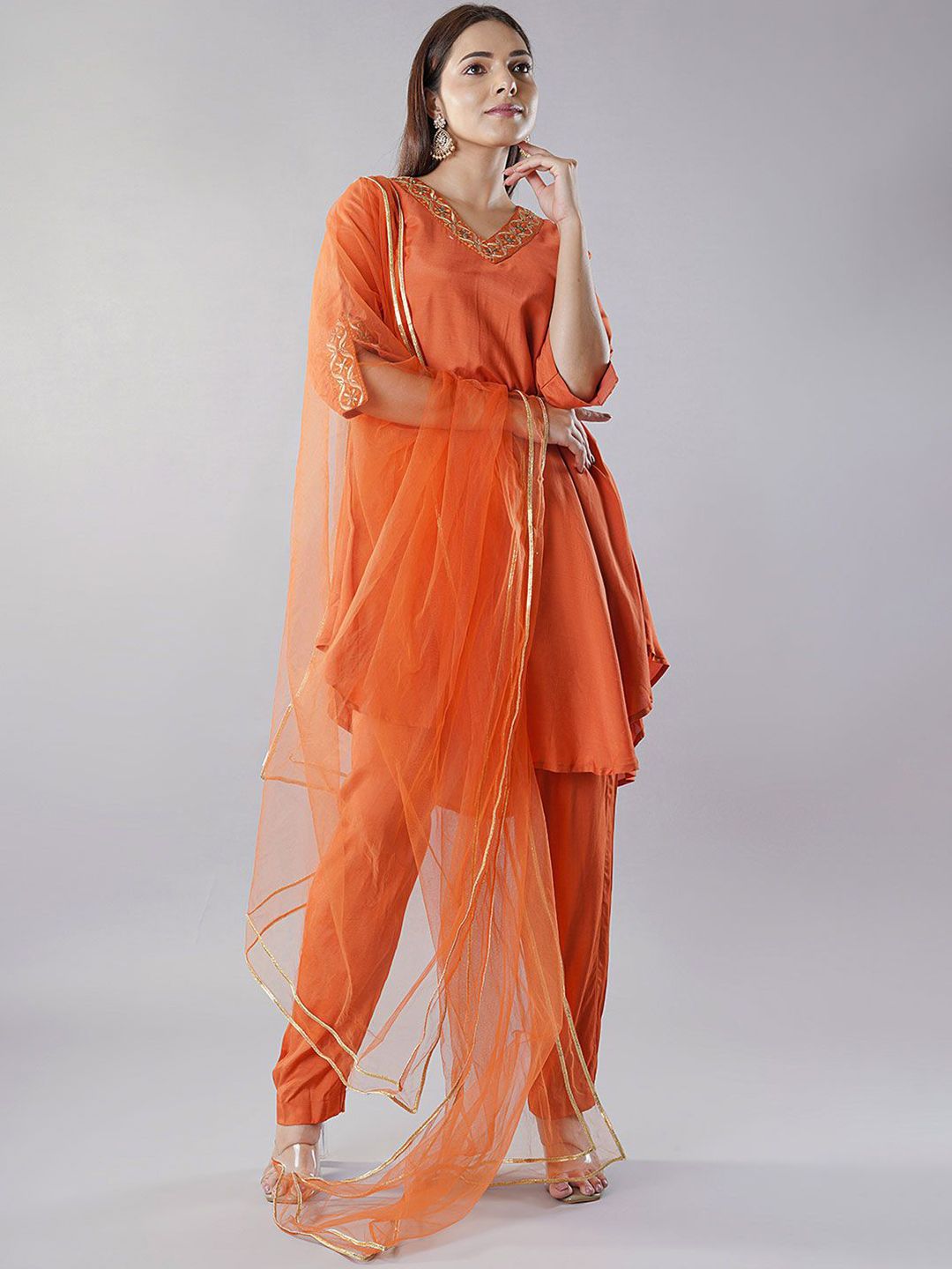 Utsav Fashion Ethnic Motifs Embroidered Thread Work A Line Kurta with Trousers & Dupatta-picture-33