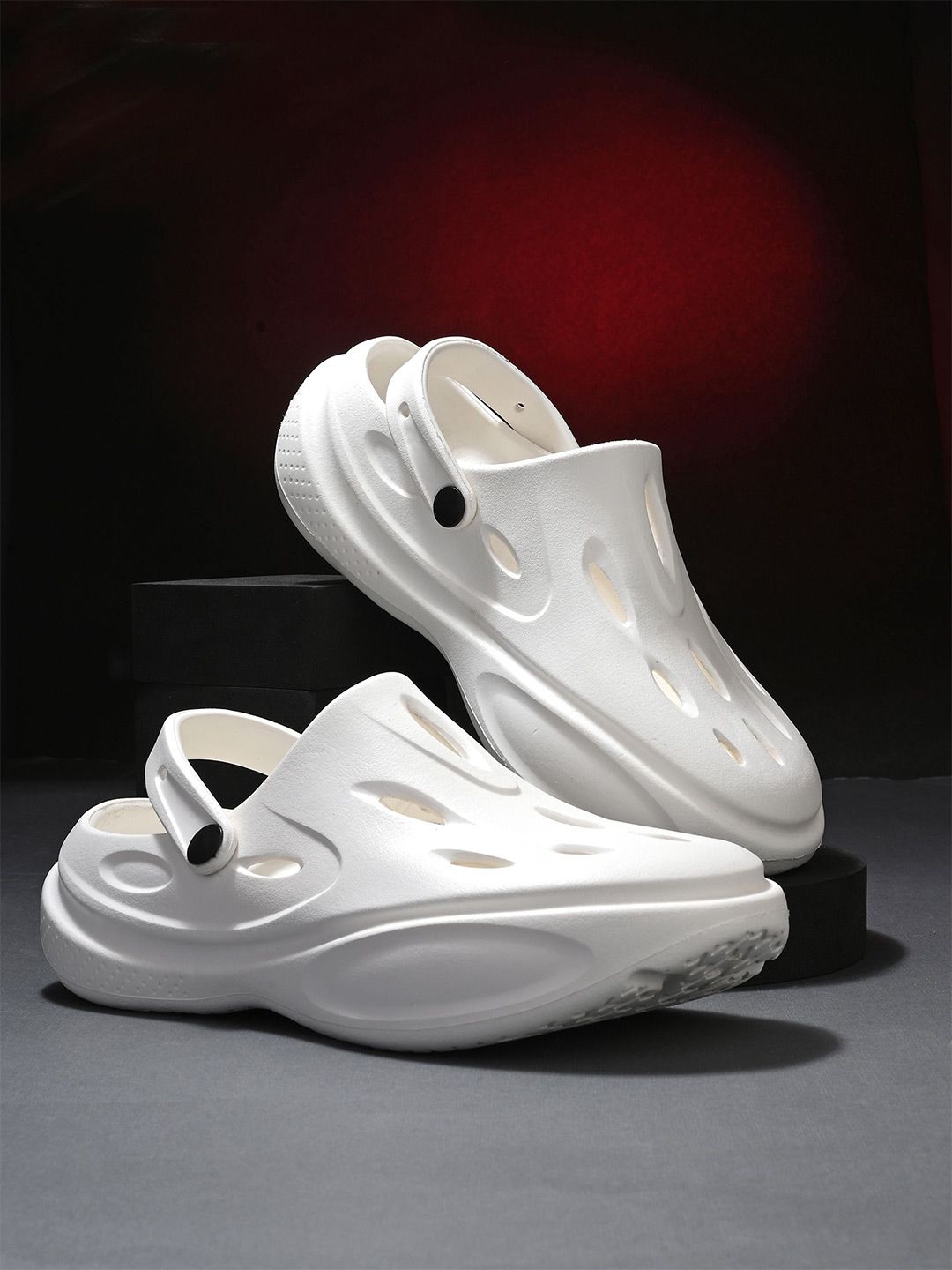 HRX by Hrithik Roshan Men Rubber Solid Clogs-picture-21