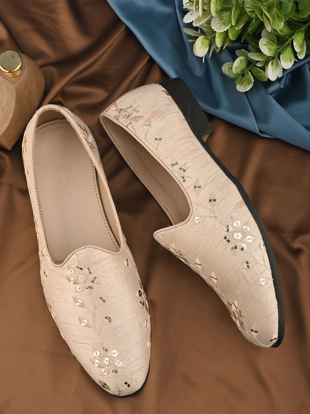 House of Pataudi Men Woven Design Mojaris-picture-18