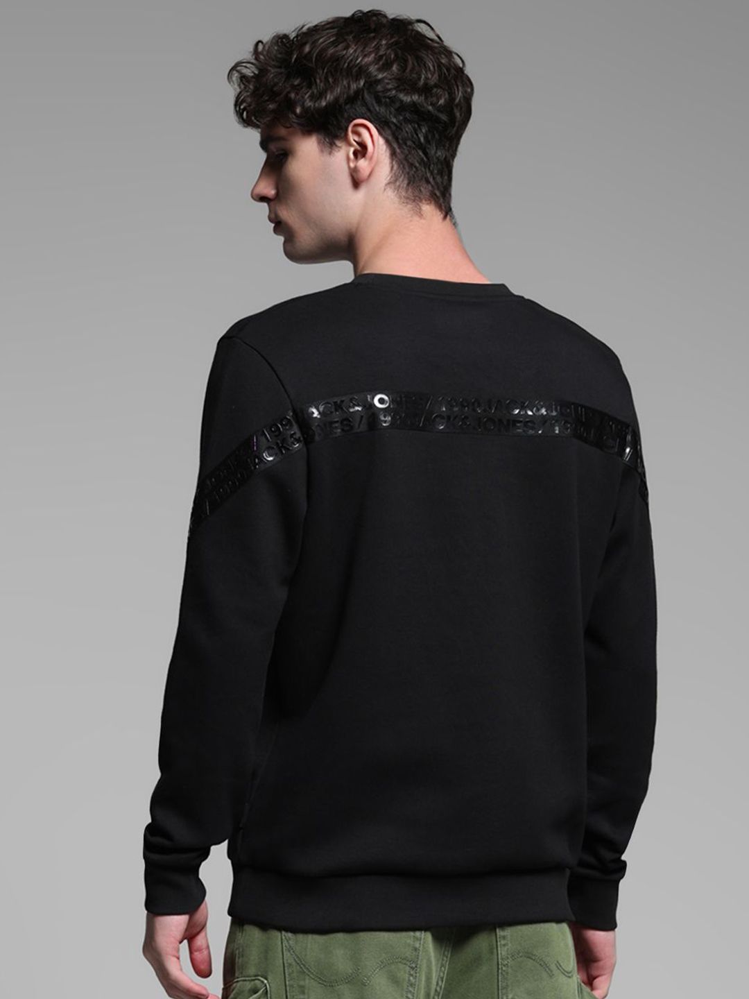 Jack & Jones Men Solid Cotton Round Neck Sweatshirt-picture-20