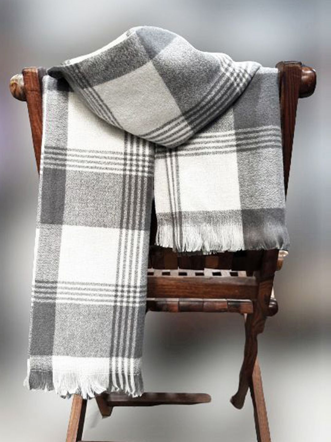 Alexvyan Women Checked Stole-picture-36