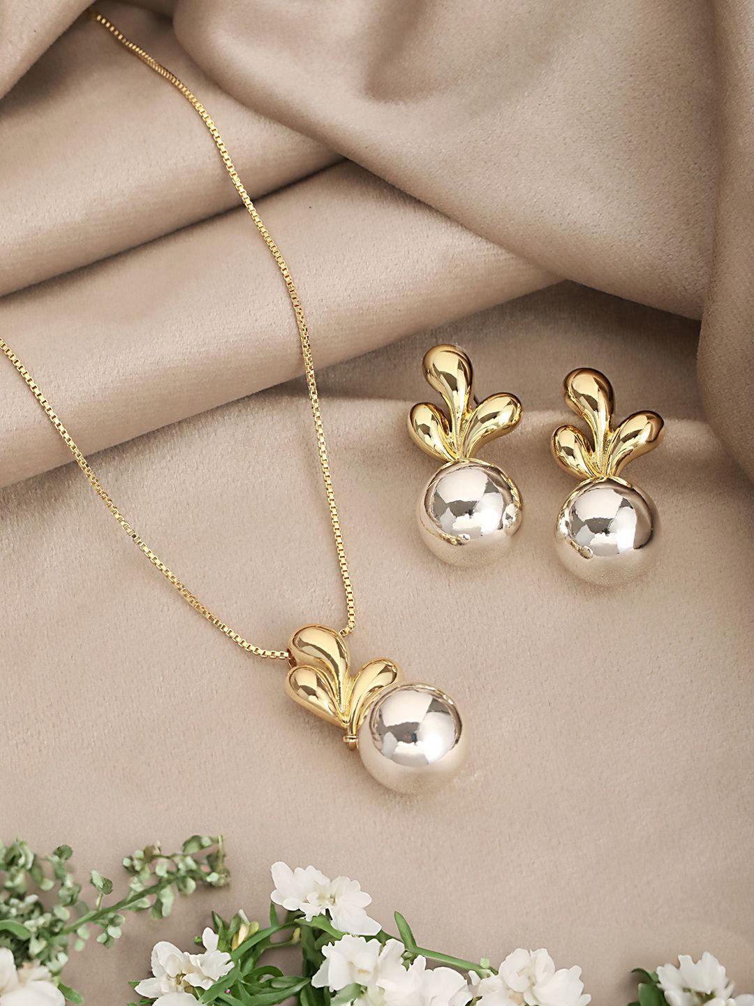 SARAF TRENDZ Dual-Plated Jewellery Set-picture-26