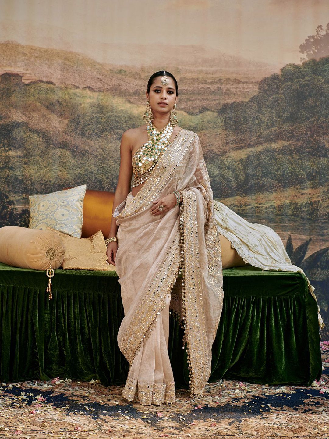 ITRH Embellished Sequinned Pure Cotton Saree-image-3
