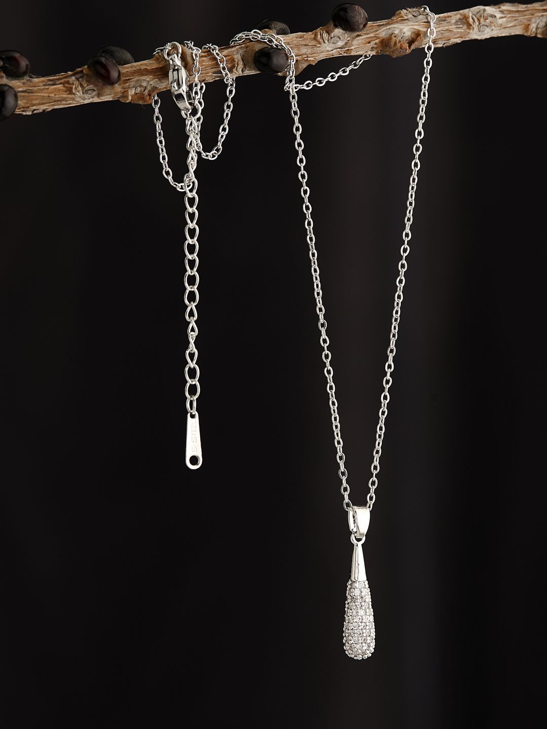 ATIBELLE Silver-Plated Teardrop-Shaped Pendant With Chain